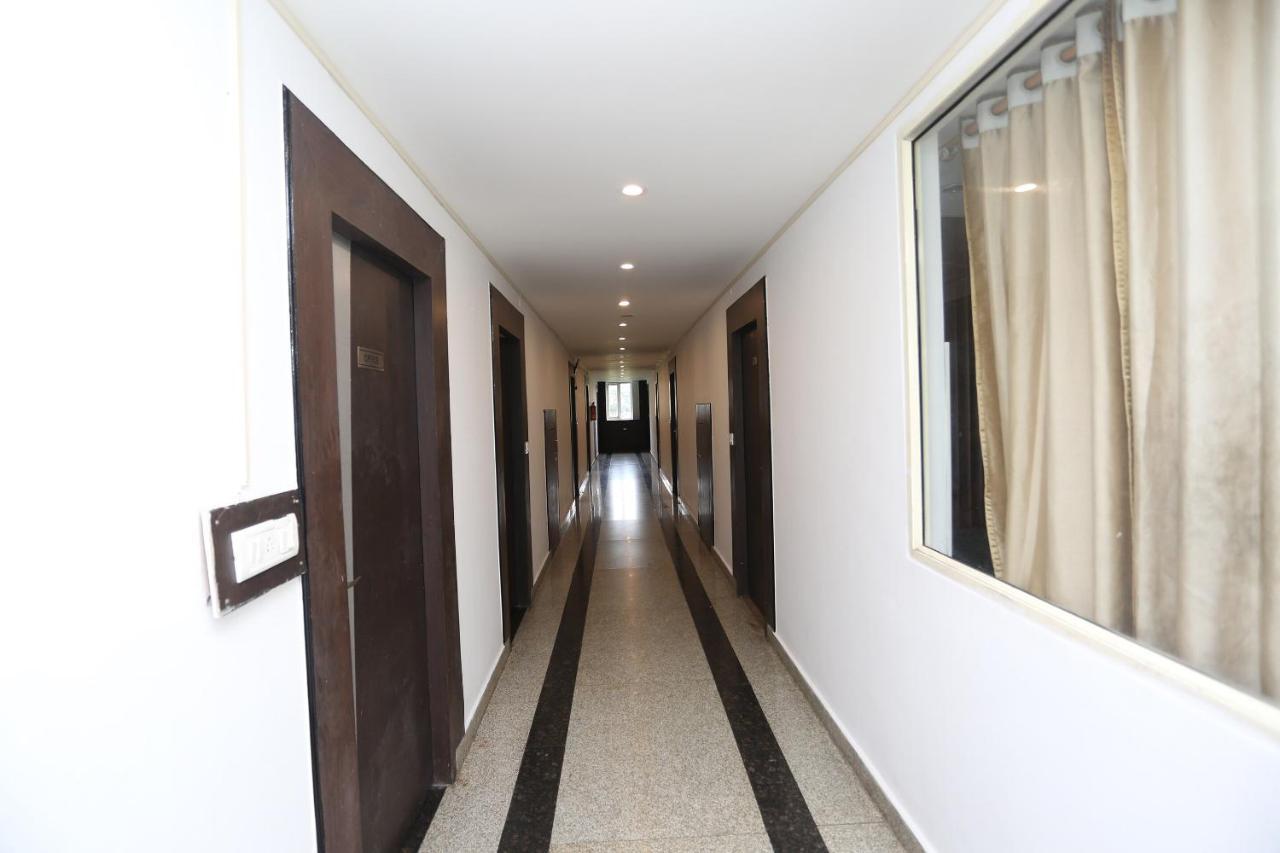 Oyo 5844 Hotel Drive Inn Raiwala Zewnętrze zdjęcie